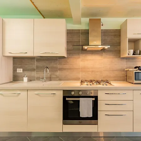 Blue Diamond By Interhome بيلانو